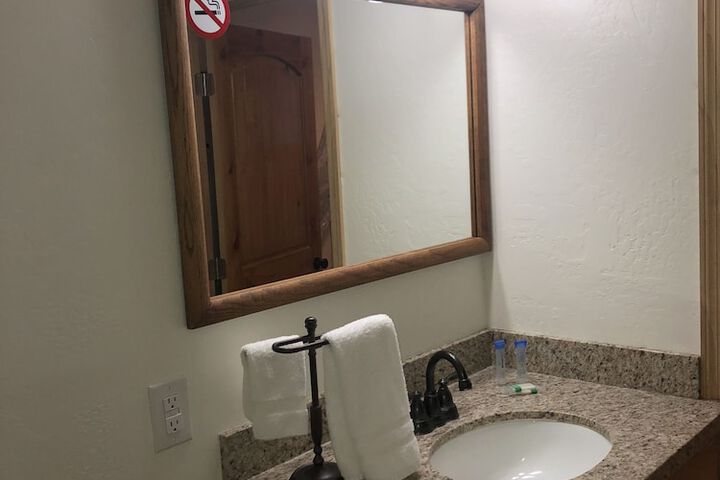 Room 47 of 59