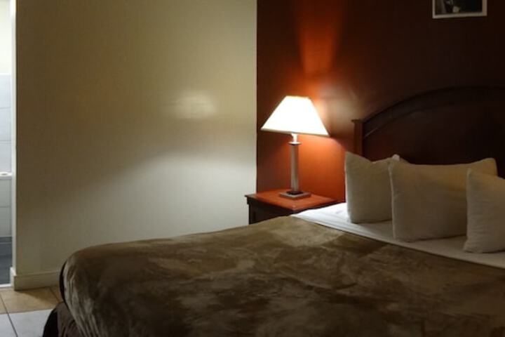 Red Apple Inn