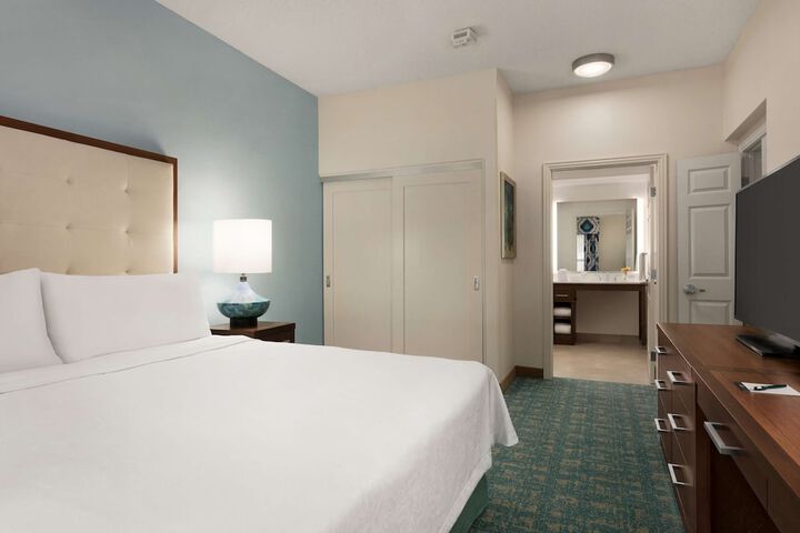Room 30 of 51