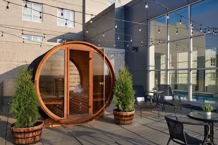 Courtyard by Marriott Calgary Airport