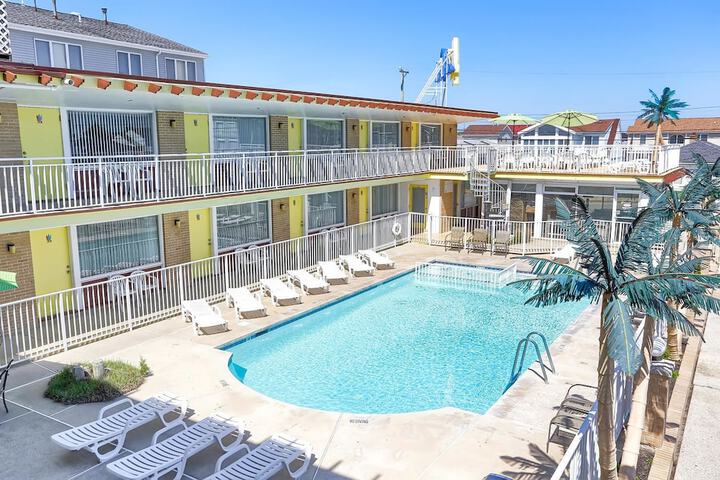 Hotel 11 of 70