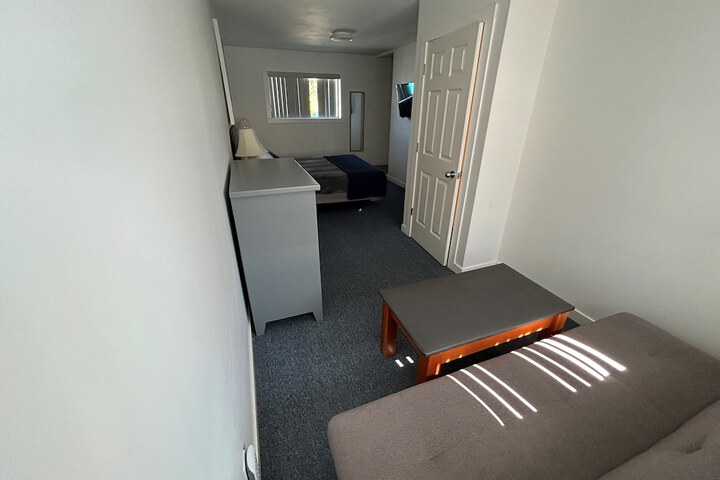 Room 95 of 180