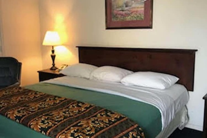 Room 12 of 13