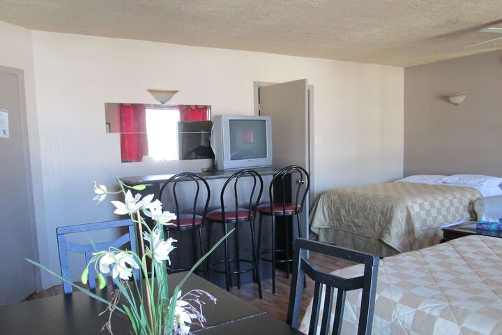 Room 16 of 22