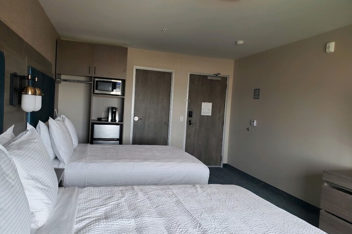 Salish Inn
