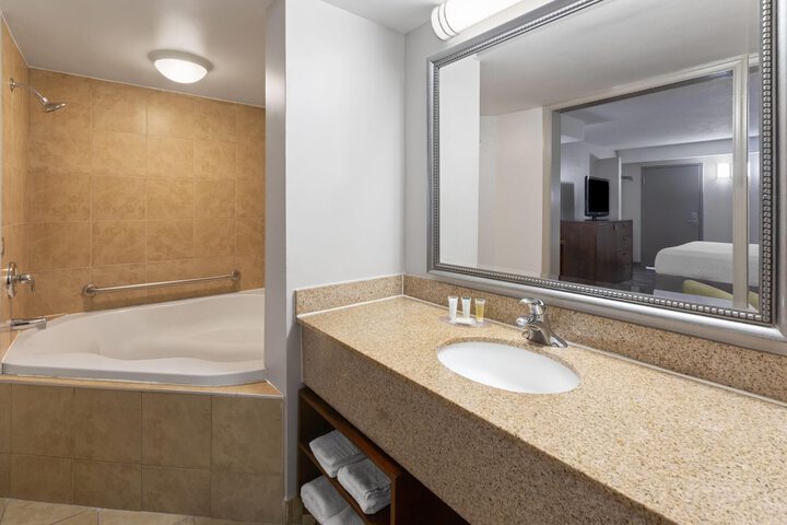 Days Inn by Wyndham Dumfries Quantico