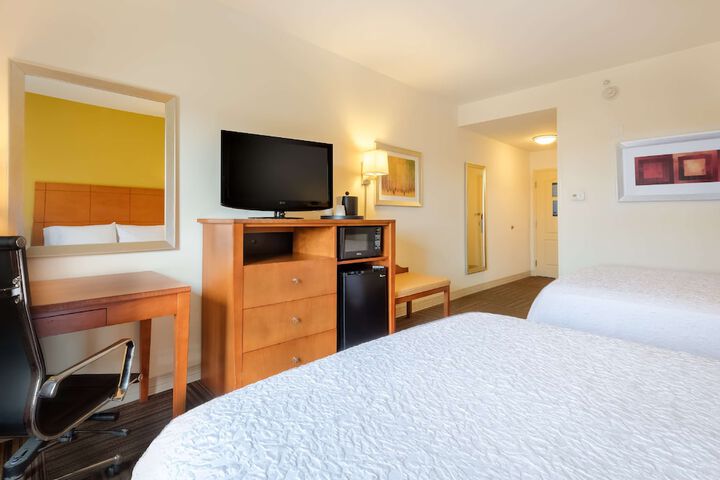 Room 12 of 24