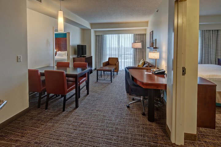 Room 28 of 44