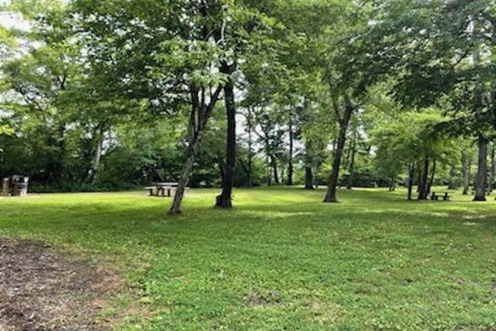 Riverside Ranch by Avantstay Mins to Downtown