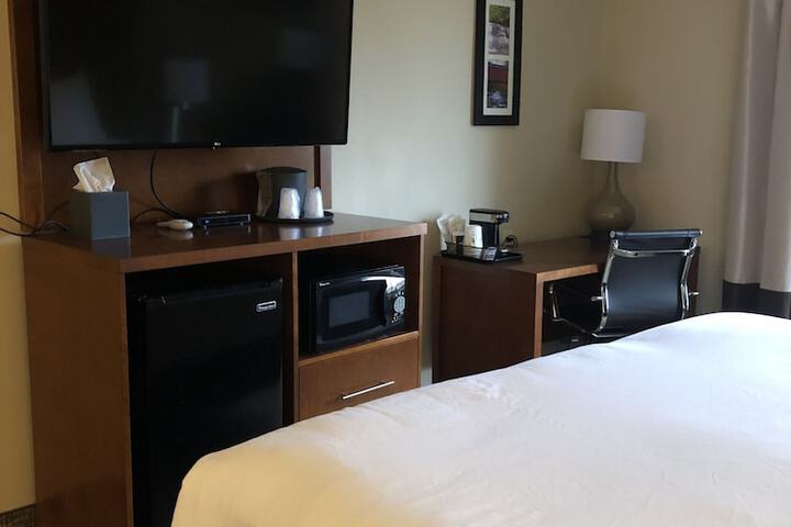 Room 7 of 28