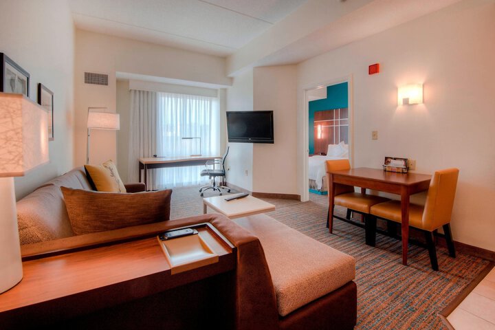 Room 34 of 53