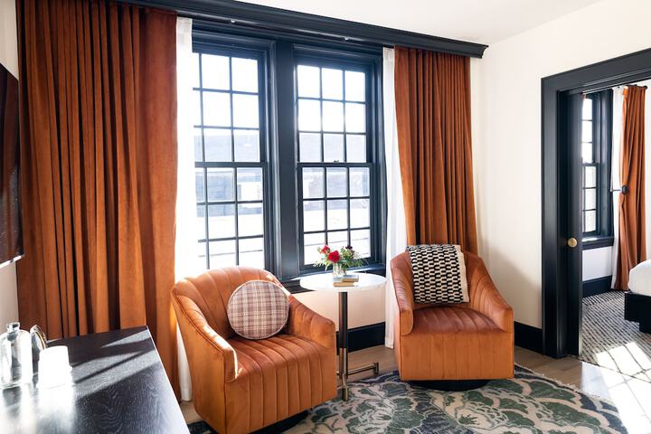 Room 45 of 76