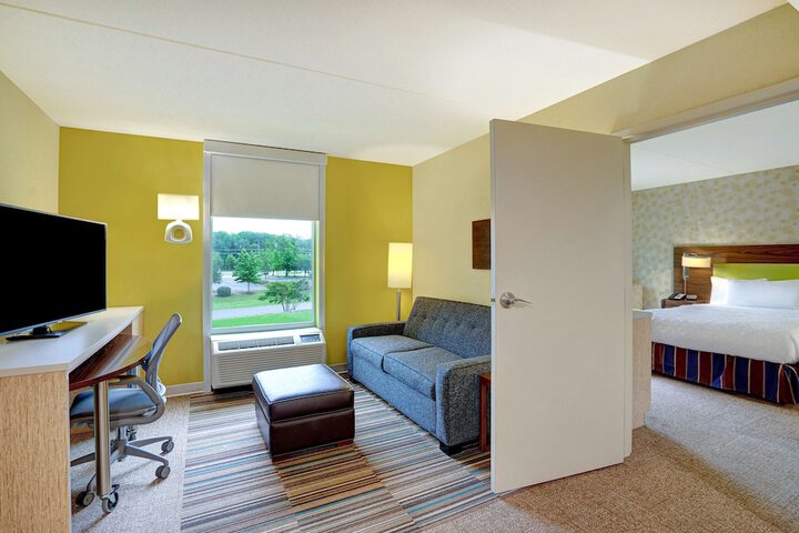 Room 17 of 35