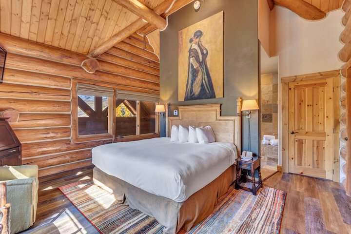 Mountain Lodge Telluride