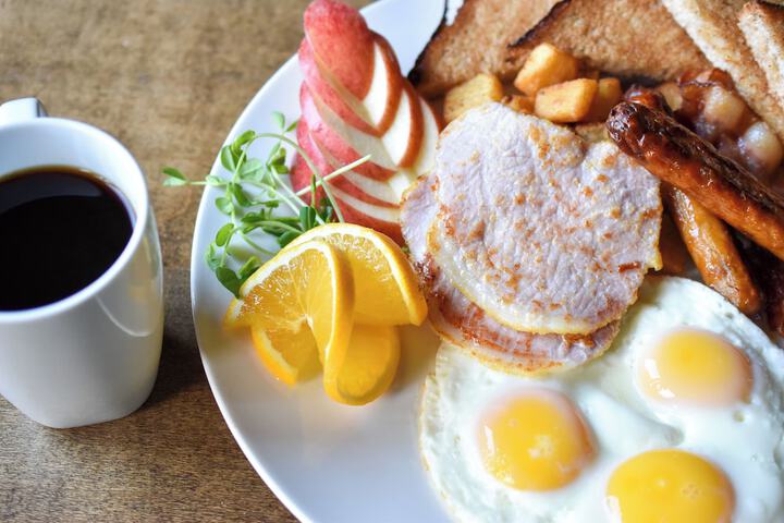 Breakfast/Coffee Service 66 of 77