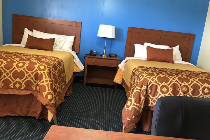 Room 37 of 43