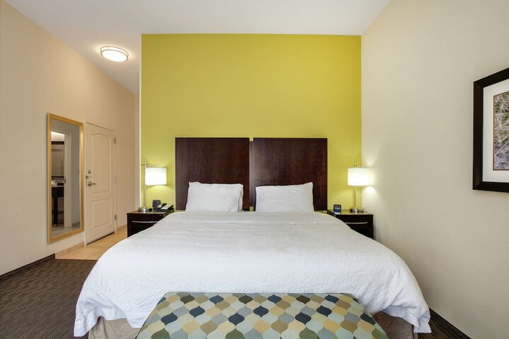 Room 12 of 35