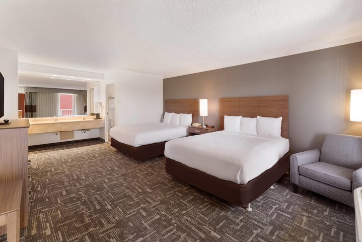 Clarion Hotel Concord / Walnut Creek