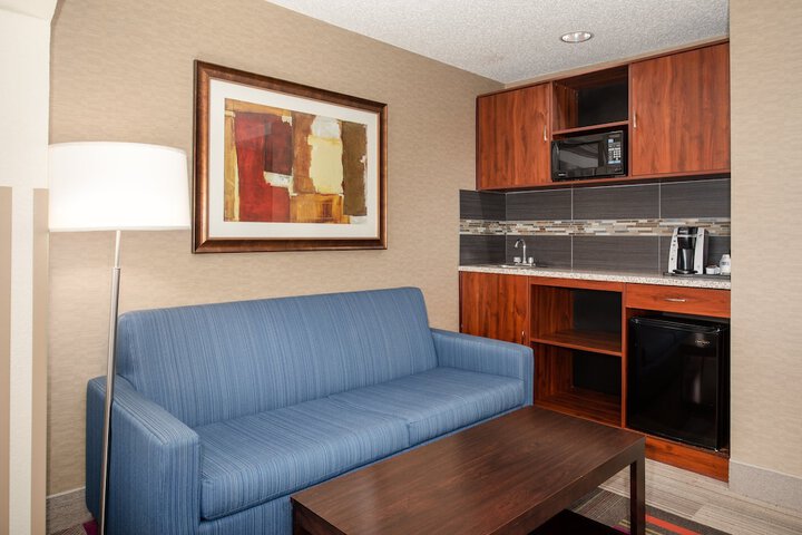 Room 16 of 29