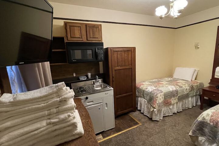 Room 53 of 92