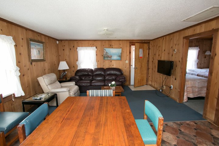 Room 115 of 156
