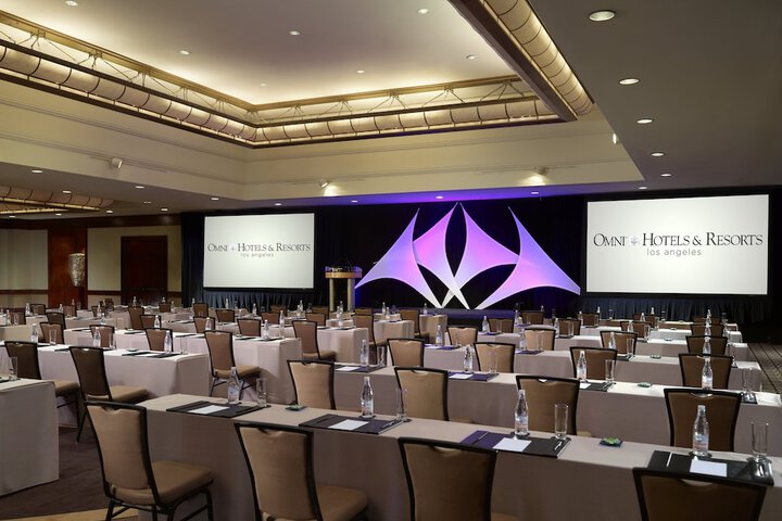 Omni Los Angeles Hotel at California Plaza