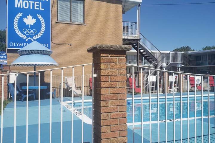 Pool 11 of 56
