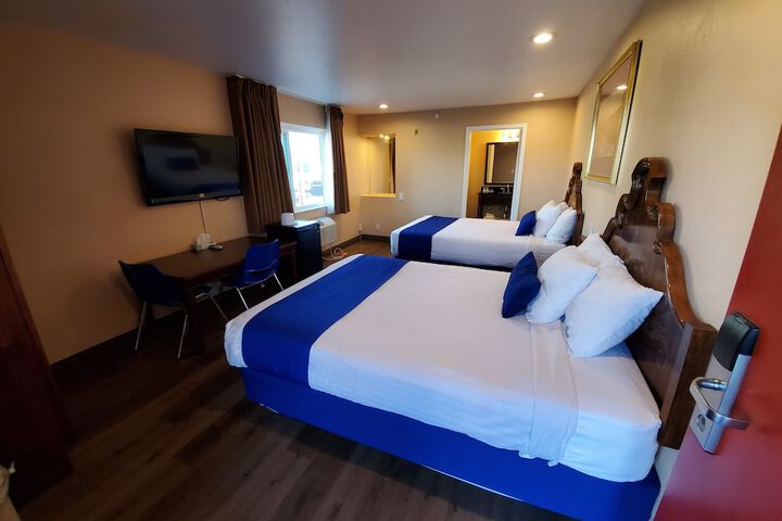 Room 22 of 48