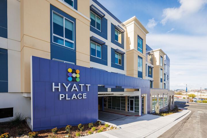 Hotel 5 of 92