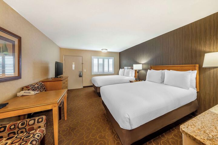 Room 15 of 34