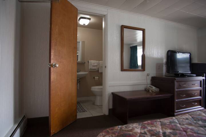 Rosemount Motel