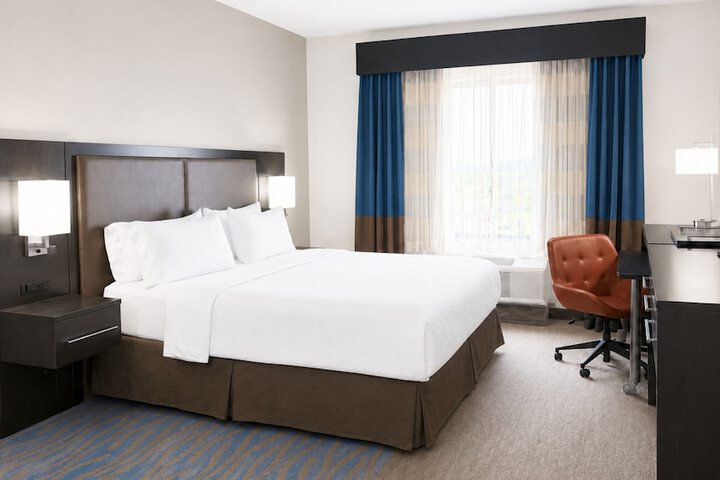 Holiday Inn Express & Suites Glenpool-Tulsa South by IHG