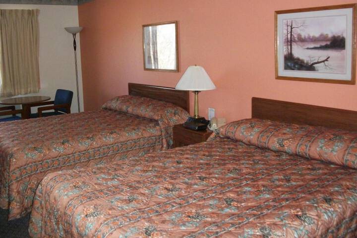 Room 21 of 33