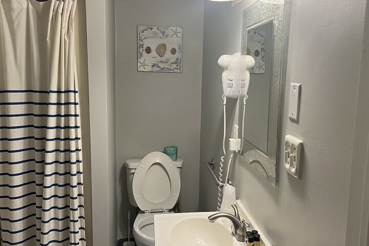 Room 37 of 57
