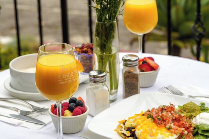 Breakfast/Coffee Service 180 of 221