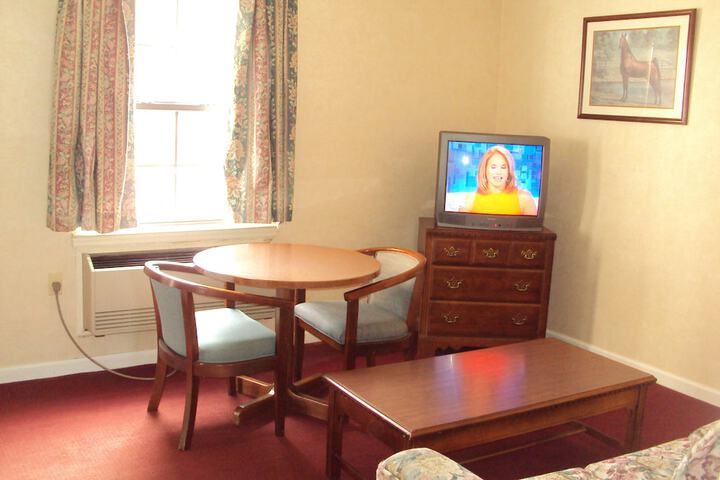 Room 15 of 32