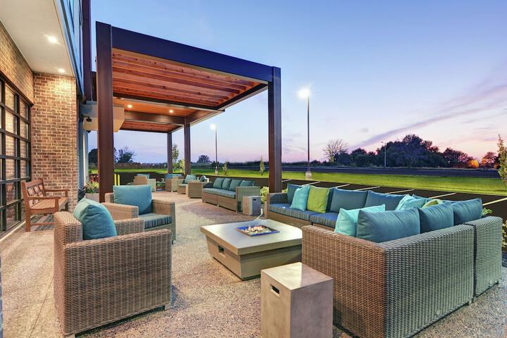 Terrace/Patio 32 of 34