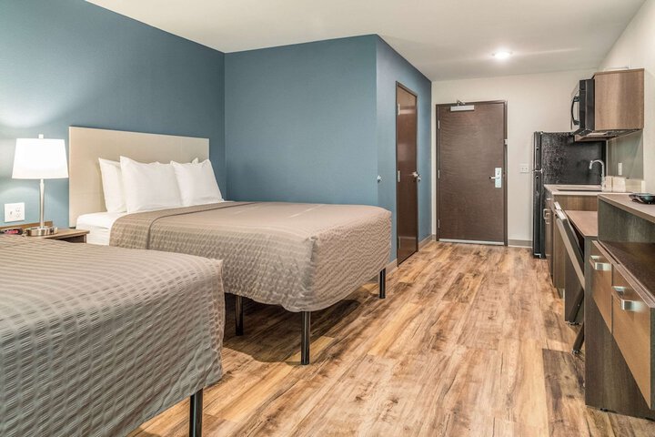 Room 14 of 33