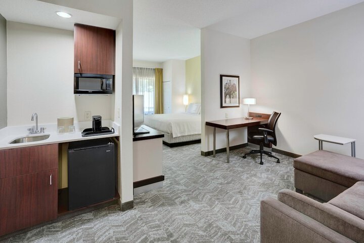 Room 7 of 20