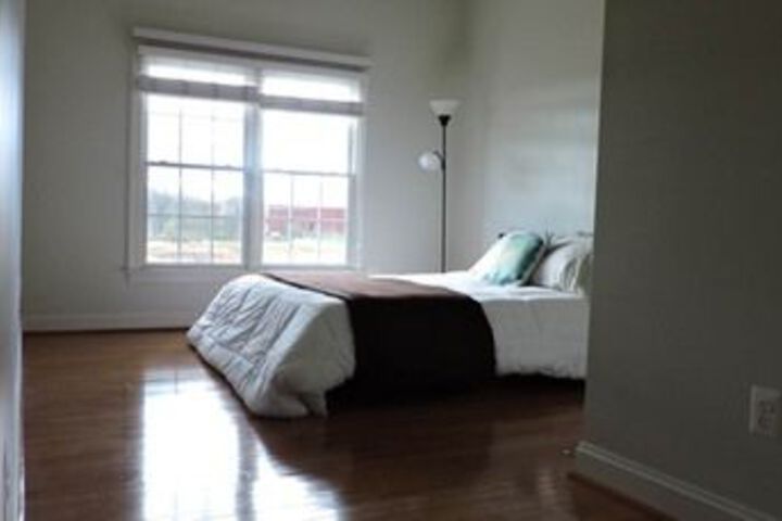 Mountain View B & B