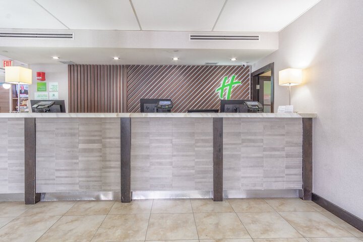 Hotel 2 of 37