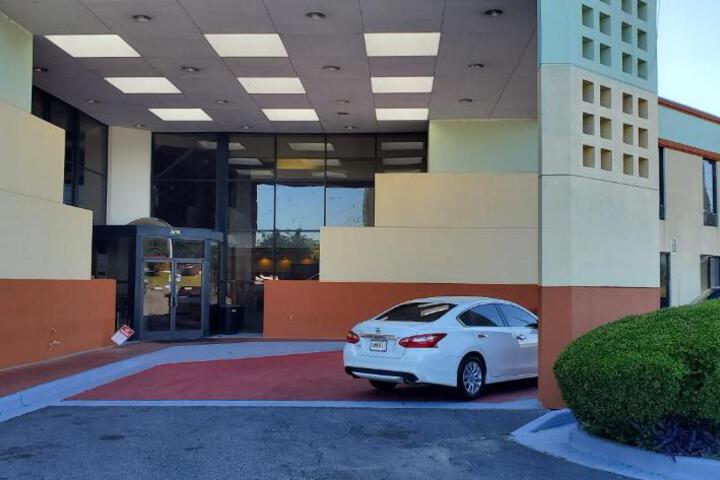 Hotel 4 of 23