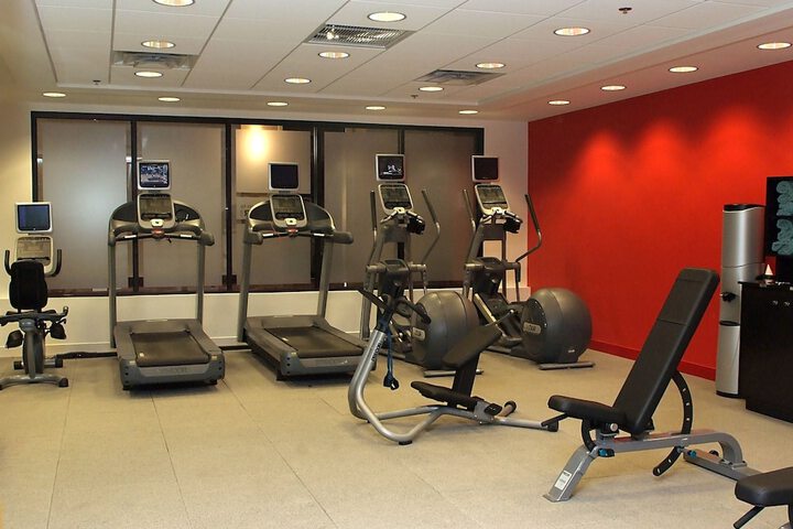 Embassy Suites by Hilton Detroit Metro Airport