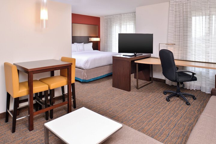 Room 21 of 42