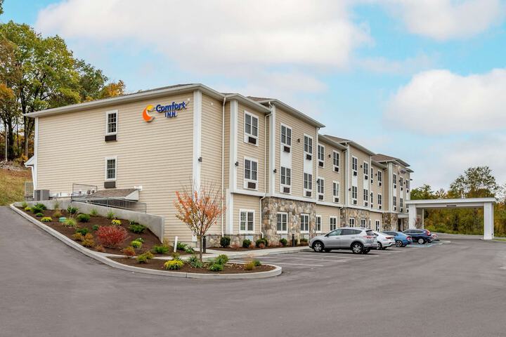 Hotel 4 of 28
