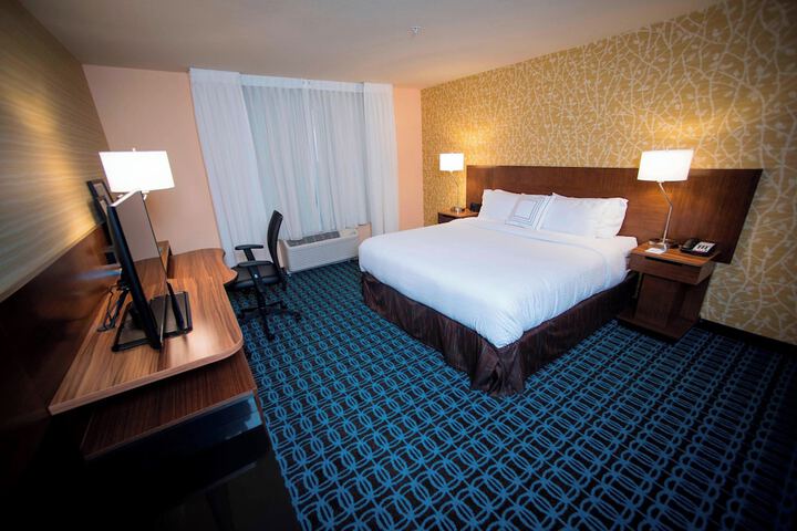 Room 13 of 22