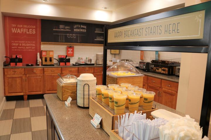 Hampton Inn & Suites Valdosta / Conference Center