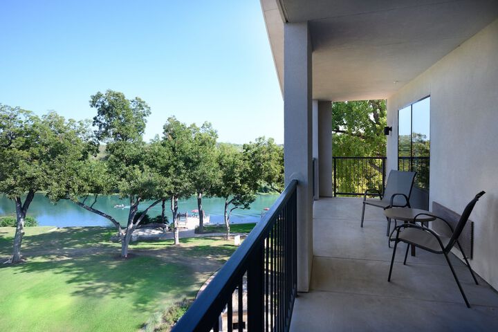 Terrace/Patio 53 of 54