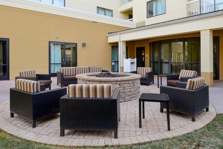 Terrace/Patio 45 of 49