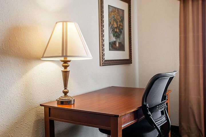 Room 20 of 69